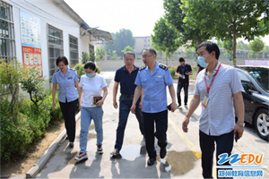 中原区市场监督管理局到国防科技学校检查指导食品安全 助力平安高考